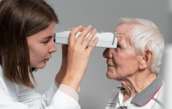 6944d904260b064fa79ebc61_eye-conditions_diabetic-retinopathy-p-1600